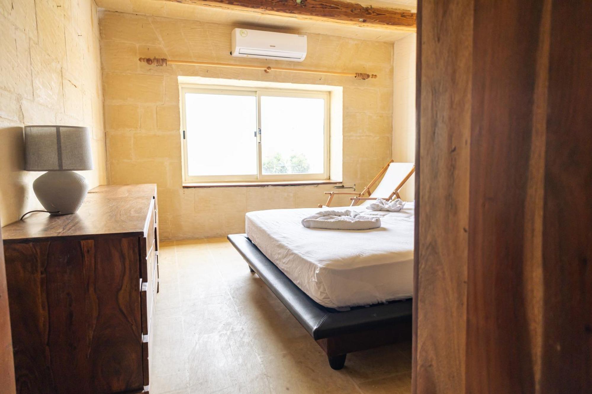 Tranquil 2-Bedroom Escape Надур Экстерьер фото