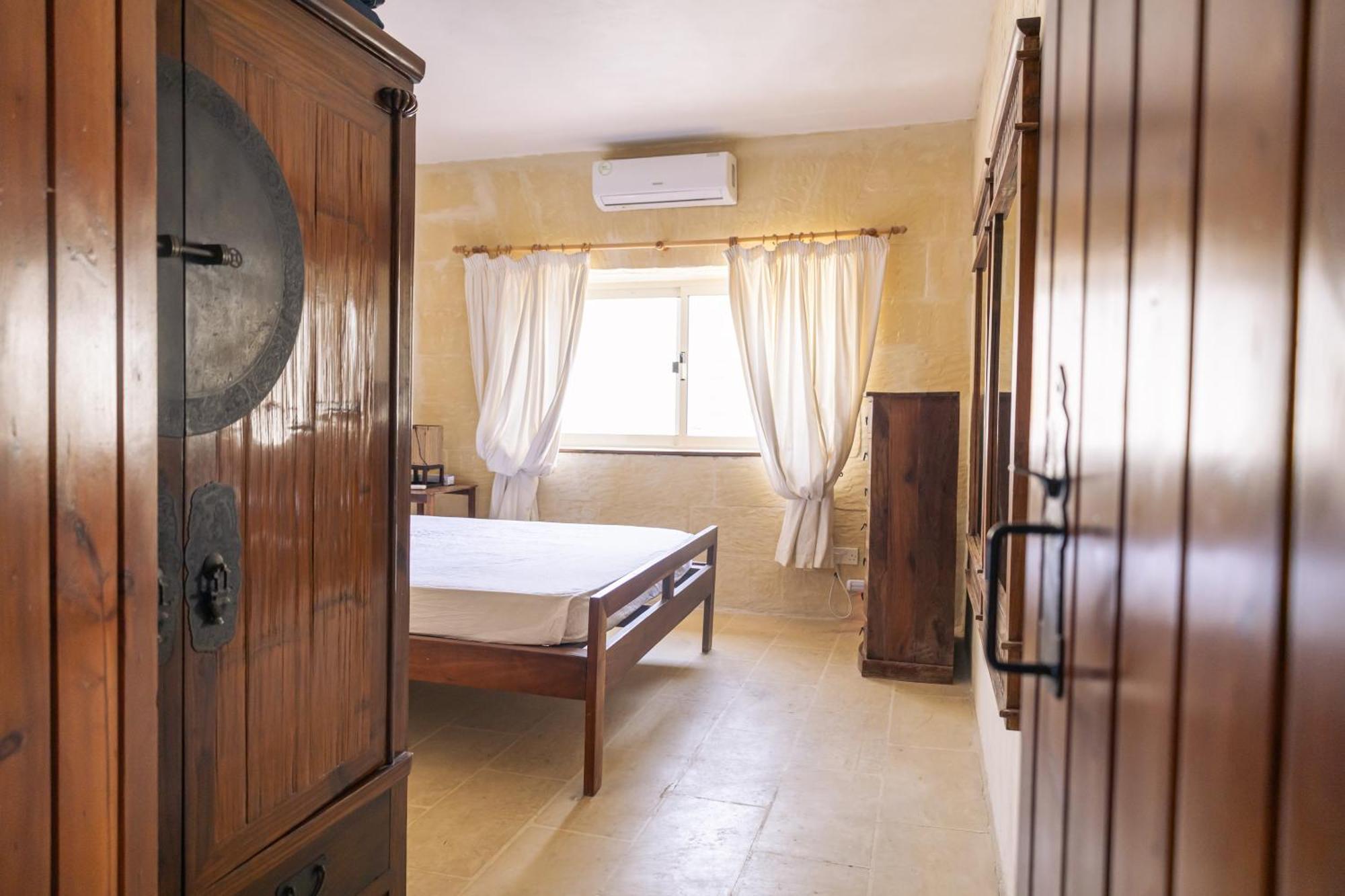 Tranquil 2-Bedroom Escape Надур Экстерьер фото
