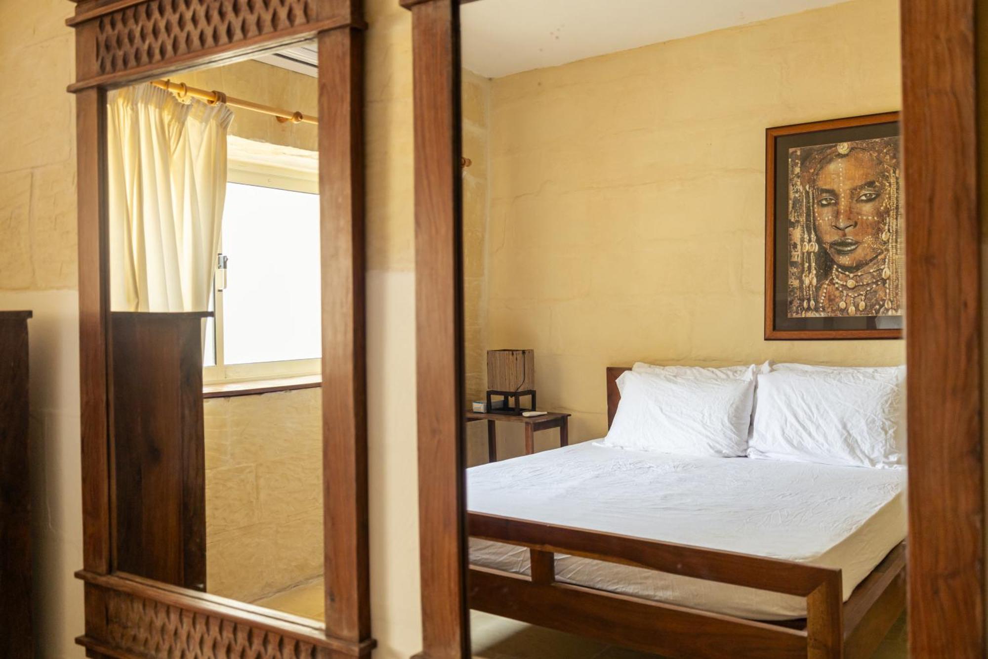 Tranquil 2-Bedroom Escape Надур Экстерьер фото