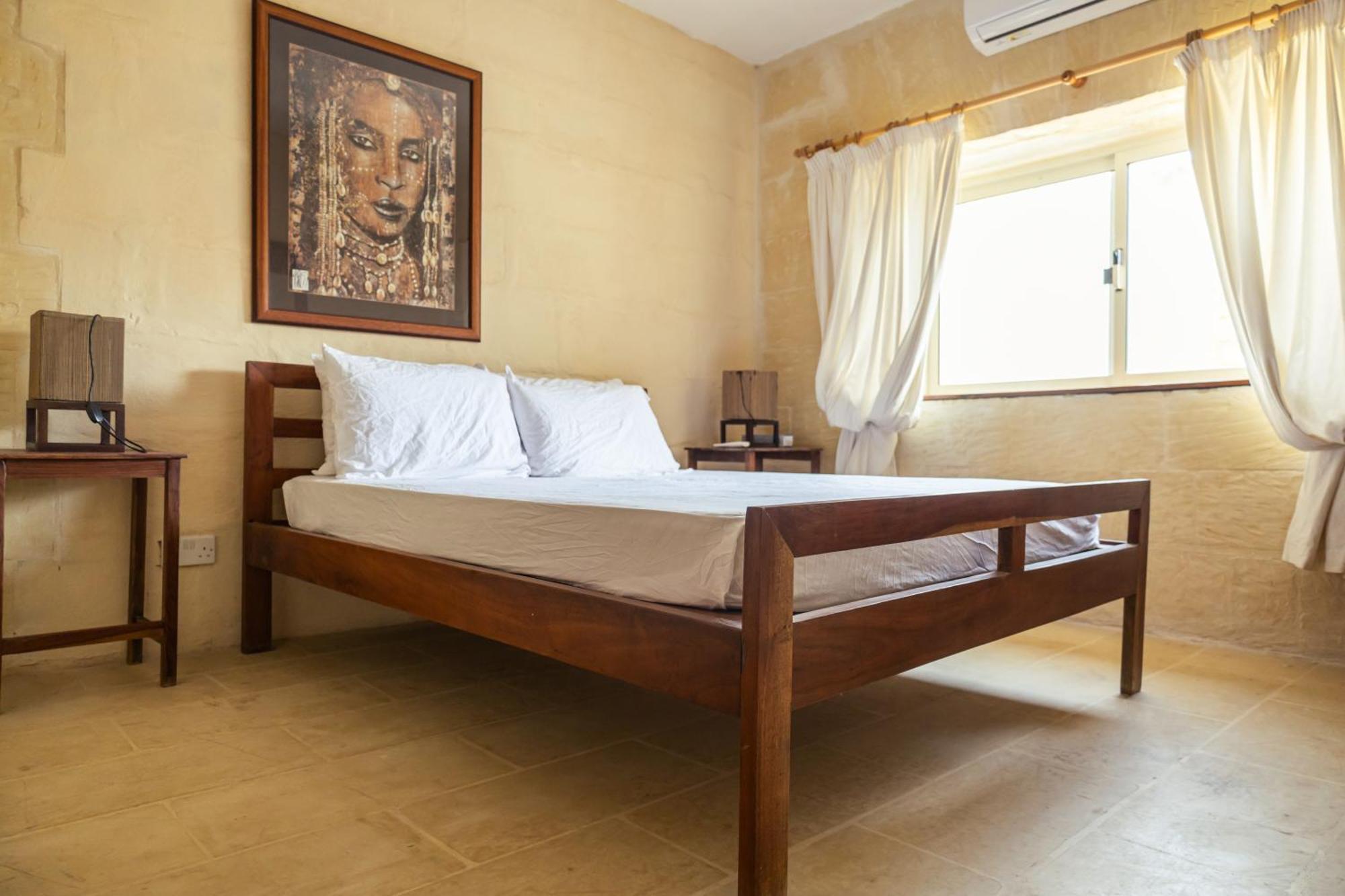 Tranquil 2-Bedroom Escape Надур Экстерьер фото